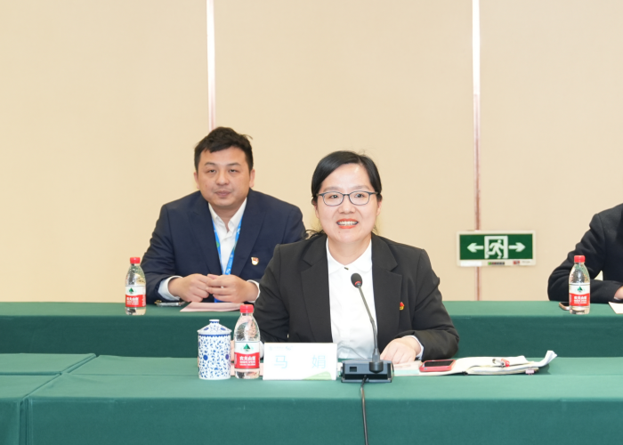 党建联建促融合 激活数智新动力——德州扑克
与中国移动广西公司南宁分公司开展党建联建活动 第 3 张